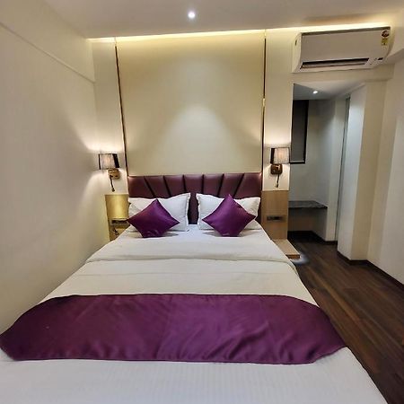 Vishal Hall Hotel Mumbai Kültér fotó
