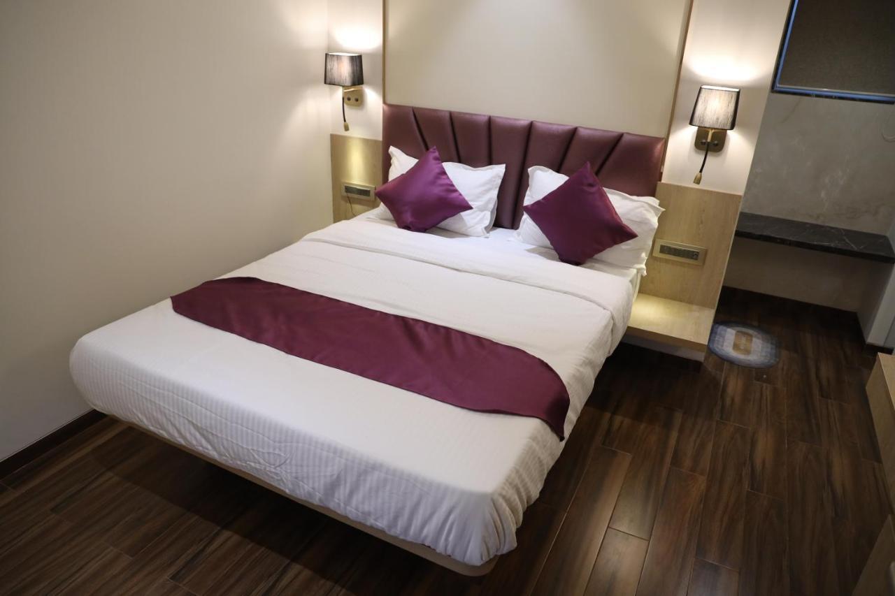 Vishal Hall Hotel Mumbai Kültér fotó