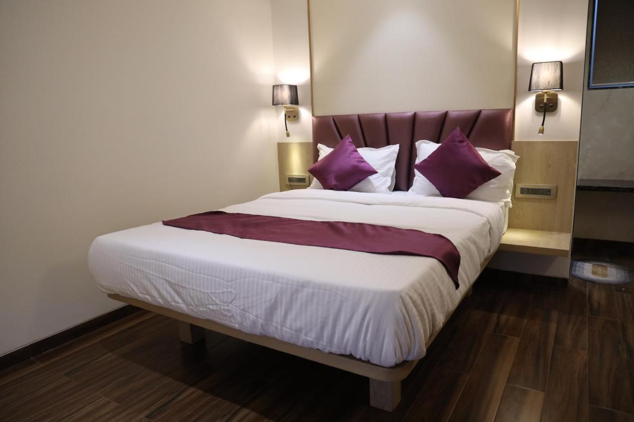 Vishal Hall Hotel Mumbai Kültér fotó