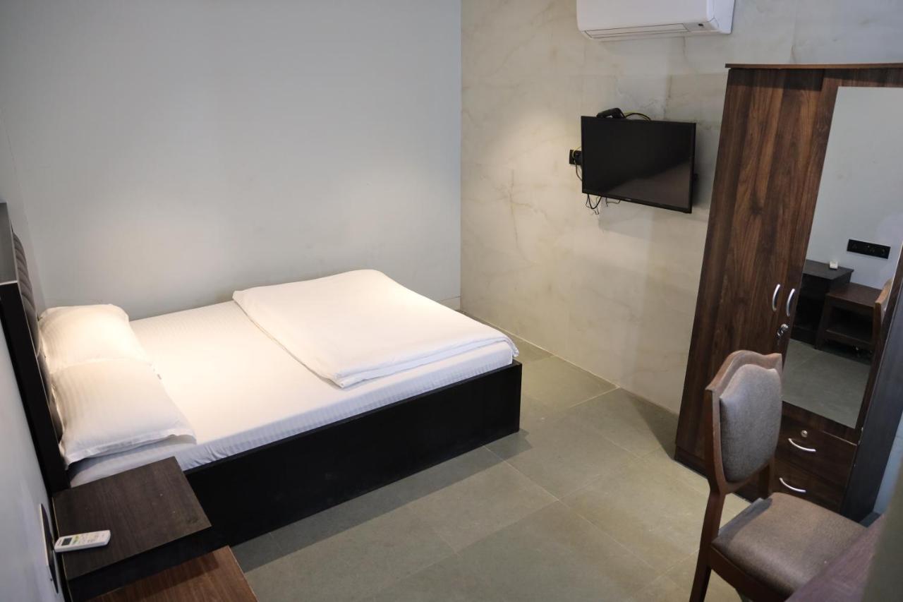 Vishal Hall Hotel Mumbai Kültér fotó