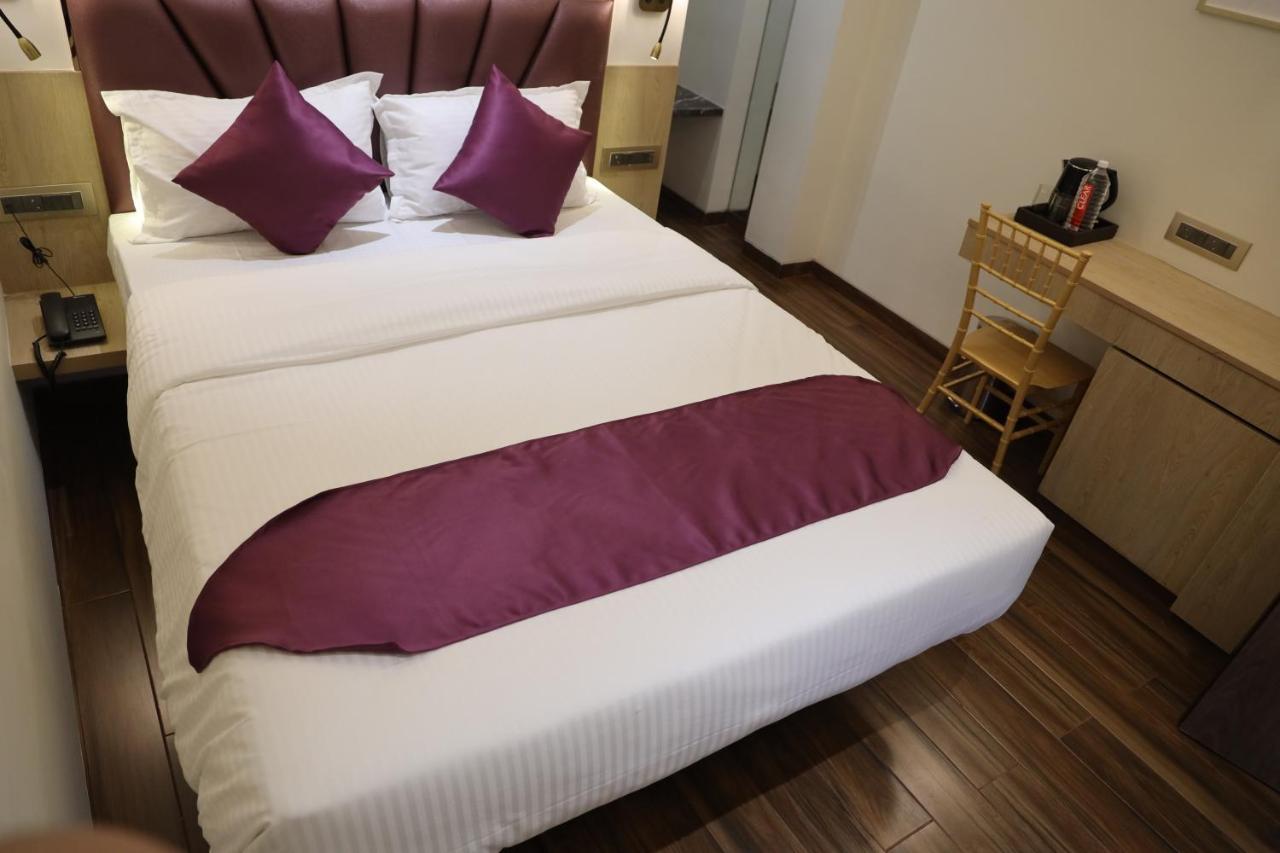 Vishal Hall Hotel Mumbai Kültér fotó